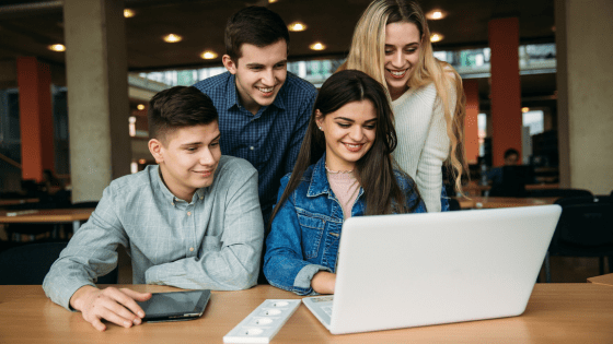cursos económicos trabajo social
